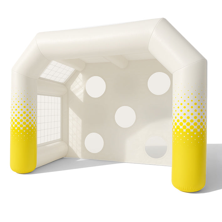 Aufblasbare Fußball-Torwand mit Zielöffnungen – gelb-weißes Design als Beispiel für individuelle Gestaltung