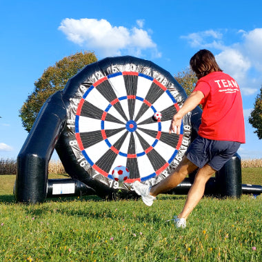 Aufblasbares Fussball Dart mieten 4,3 m Höhe - Sport Spiele mieten | Fußball Dart | Water Soccer ✔ Verleih Aufblasbares Fussball Dart mieten 4,3 m Höhe - Sport Spiele mieten | Fußball Dart | Water Soccer ✔ Verleih