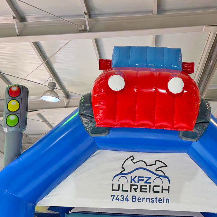 Hüpfburg Auto Fahrzeug KFZ Werkstatt mit Werbung - Aufblasbare Werbung | Werbeträger | Inflatables online kaufen! Hüpfburg Auto Fahrzeug KFZ Werkstatt mit Werbung - Aufblasbare Werbung | Werbeträger | Inflatables online kaufen!