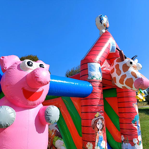 Hüpfburg Bauernhof mit Rutsche Multiplay - Hüpfburgen kaufen mit 5 Jahren Garantie | In AT, DE & CH Hüpfburg Bauernhof mit Rutsche Multiplay - Hüpfburgen kaufen mit 5 Jahren Garantie | In AT, DE & CH