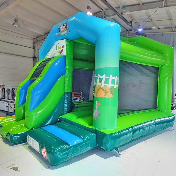 Hüpfburg Midi mit Rutsche Sonderanfertigung - Aufblasbare Werbung | Werbeträger | Inflatables online kaufen! Hüpfburg Midi mit Rutsche Sonderanfertigung - Aufblasbare Werbung | Werbeträger | Inflatables online kaufen!