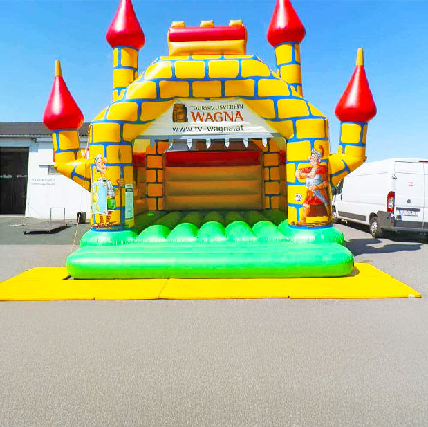 Hüpfburg Ritter Tourismusverband mit Türmen - Aufblasbare Werbung | Werbeträger | Inflatables online kaufen! Hüpfburg Ritter Tourismusverband mit Türmen - Aufblasbare Werbung | Werbeträger | Inflatables online kaufen!
