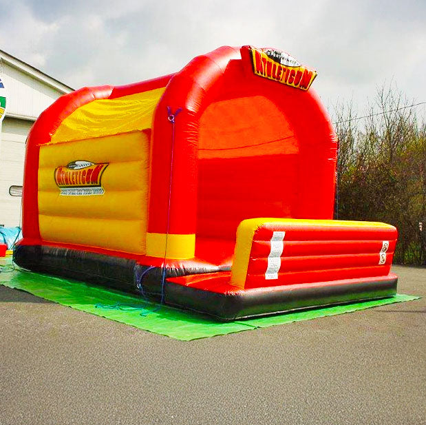 Hüpfburg Sport Market mit Dach - Aufblasbare Werbung | Werbeträger | Inflatables online kaufen! Hüpfburg Sport Market mit Dach - Aufblasbare Werbung | Werbeträger | Inflatables online kaufen!