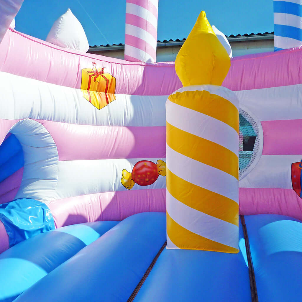 Hüpfburg Torte – Das süßeste Highlight - Hüpfburgen kaufen mit 5 Jahren Garantie | In AT, DE & CH Hüpfburg Torte – Das süßeste Highlight - Hüpfburgen kaufen mit 5 Jahren Garantie | In AT, DE & CH