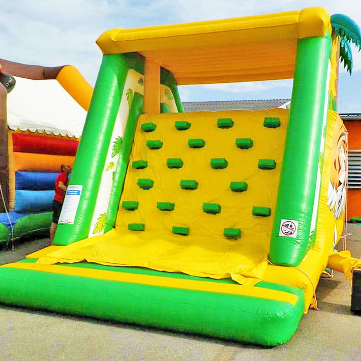 Maßgeschneiderte Kletter- und Rutschplanen für Hüpfburgen - Zubehör für Ihre Hüpfburg | Top Equipment Maßgeschneiderte Kletter- und Rutschplanen für Hüpfburgen - Zubehör für Ihre Hüpfburg | Top Equipment