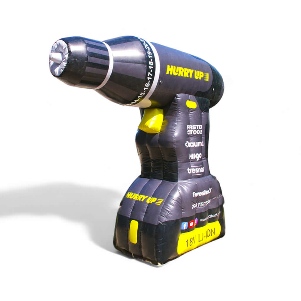 Eine aufblasbare Bohrmaschine, Detail getreu nachgebildet.