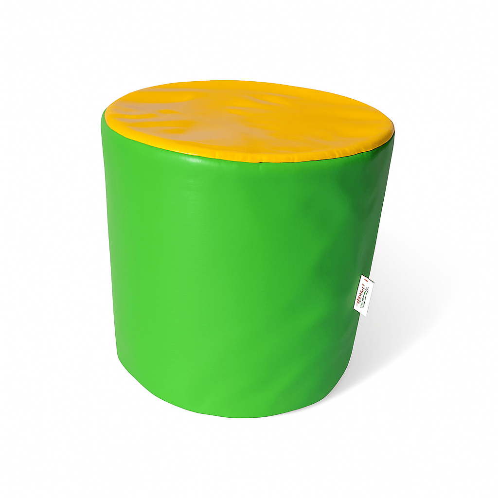 Weicher Softplay-Zylinder in Grün mit gelber Oberseite, aus strapazierfähigem PVC gefertigt, ideal für Kinderspielbereiche