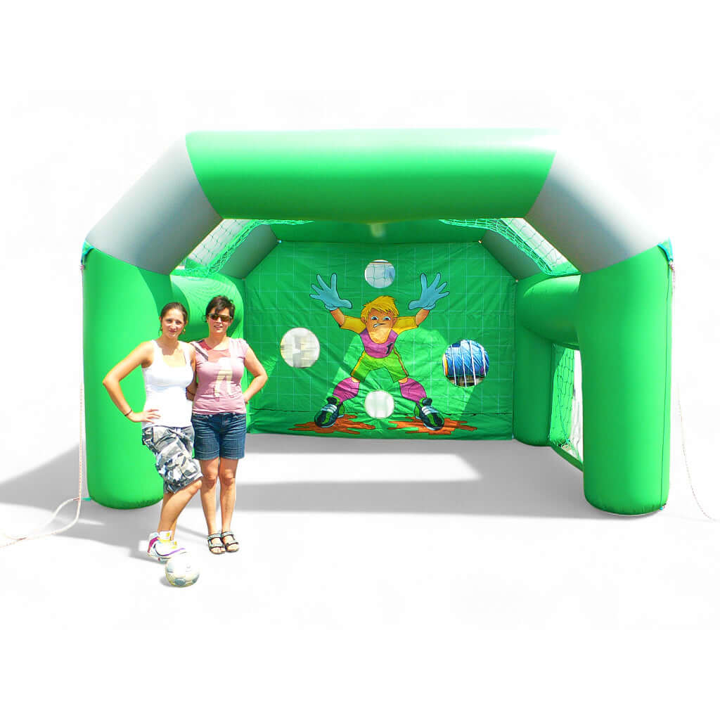 Aufblasbare Fußball Torschusswand mit Torhüter-Motiv und Zielöffnungen – ideales Eventmodul für Präzisionsschüsse