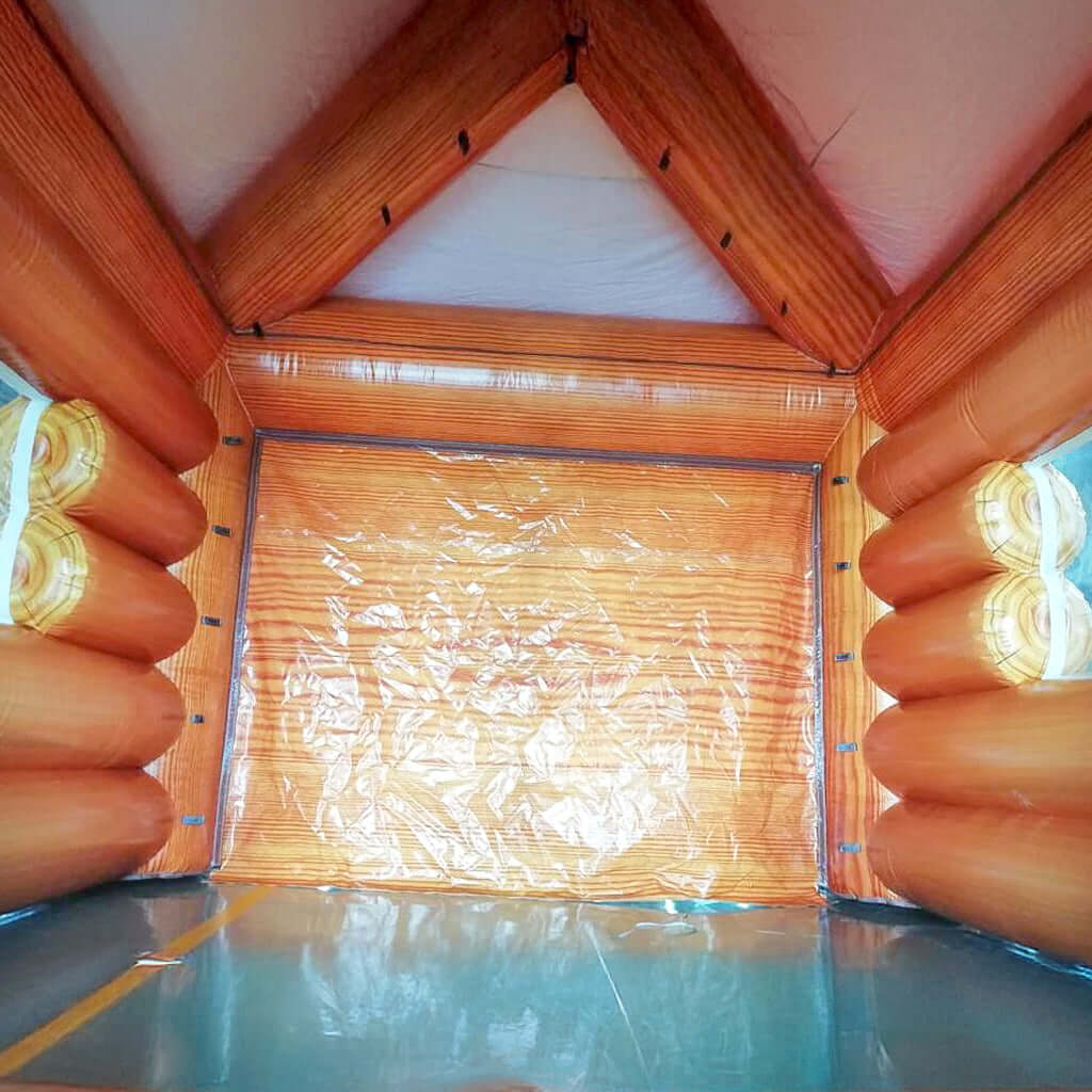 Das innere von der Holzhütte Zelt.