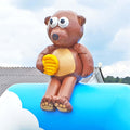 Ein aufblasbarer Bär mit einer Honigwabe.