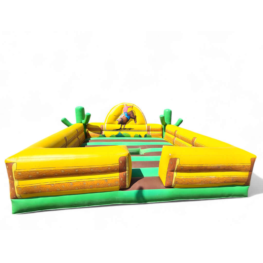 Gebrauchtes aufblasbares Fallbecken im Western Design.