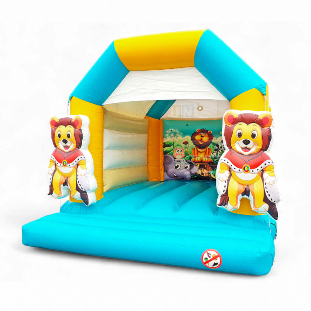 Hüpfburg Löwe mit Dach – Mutige Sprünge ins Safari-Abenteuer - Hüpfburgen kaufen mit 5 Jahren Garantie | In AT, DE & CH Hüpfburg Löwe mit Dach – Mutige Sprünge ins Safari-Abenteuer - Hüpfburgen kaufen mit 5 Jahren Garantie | In AT, DE & CH