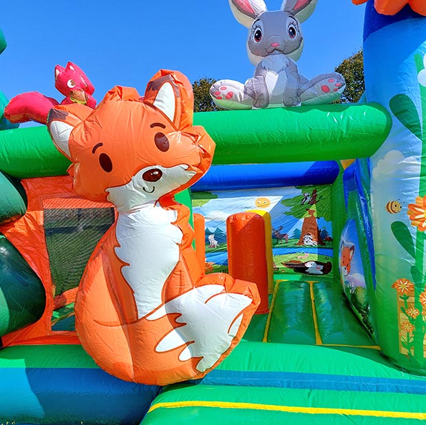 Hüpfburg Wald mit Rutsche Multiplay - Hüpfburgen kaufen mit 5 Jahren Garantie | In AT, DE & CH Hüpfburg Wald mit Rutsche Multiplay - Hüpfburgen kaufen mit 5 Jahren Garantie | In AT, DE & CH