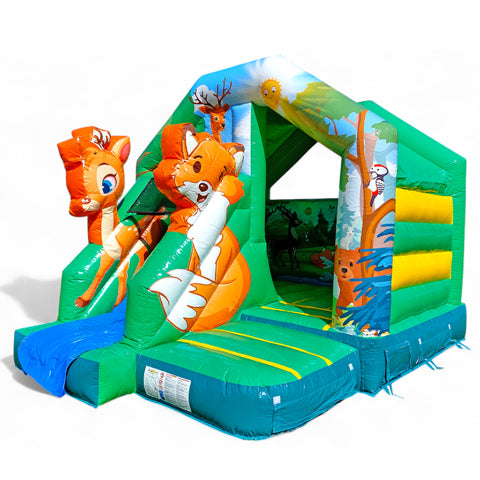 Kreative Hüpfburg, Hersteller entführt mit klassischen Natur Wald Motiven und vielen Tieren und einer Rutsche.