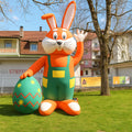 Riesiger Deko-Osterhase zum mieten mit grossen Ohren und einem bunten Ei an der Hand