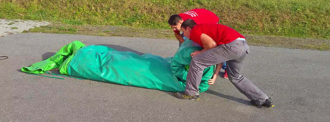 Anleitung: Hüpfburg professionell abbauen und reinigen