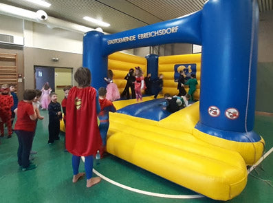 Rent a bouncy castle | Bouncy castles ✓ 300+ other play equipment for rent