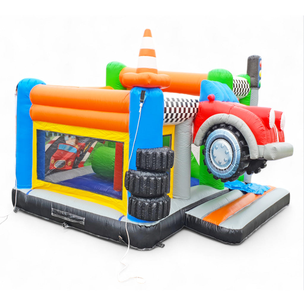 Gebrauchte Multiplay Hüpfburg Auto mit Rutsche 5,6 x 5,3 m - Buy used bouncy castle | Save up to -80%