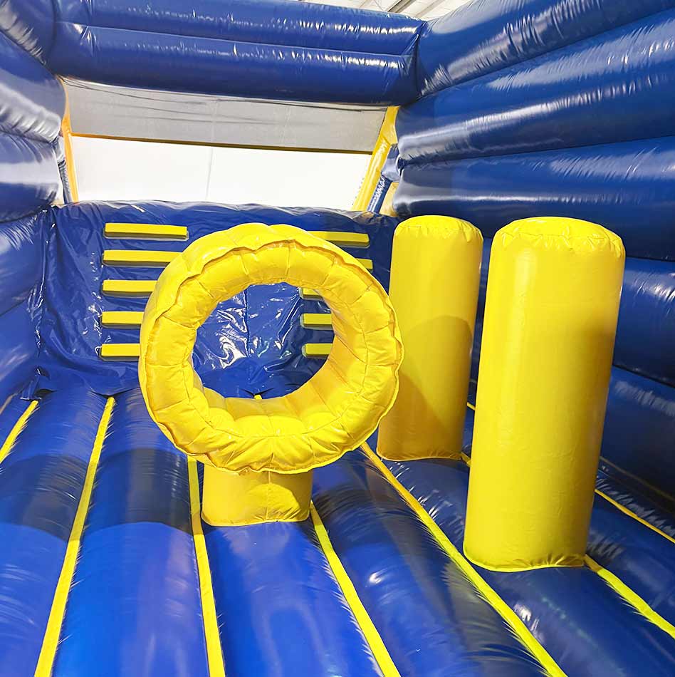 Hüpfburg Umzug - Transporter - Aufblasbare Werbung direkt vom Hersteller | Happy-Fun