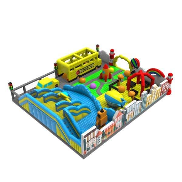 Aufblasbarer Indoorspielplatz mit einer Rakete und einem Zeppelin 
